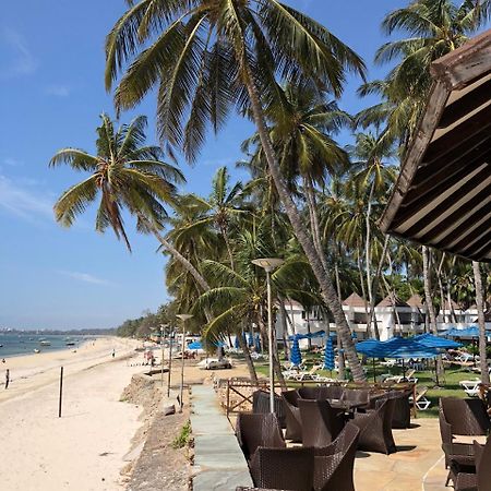 Kenya Bay Beach Hotel Bamburi Eksteriør billede